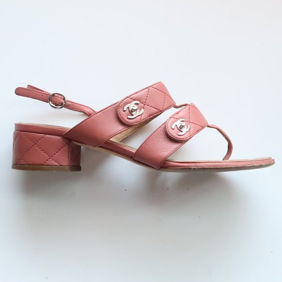Chanel Quilted Leather Logo Sandals – Designer Summer Slides in Coral Pink - Picture 7 of 16